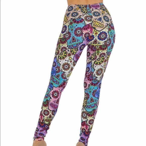 Mid Rise Colorful Skull Leggings - NEW - Picture 2 of 4